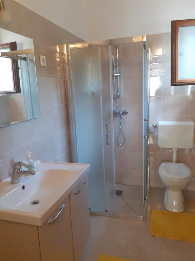 Apartman Paola Apartamento Malinska Exterior foto