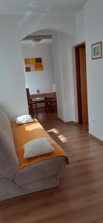 Apartman Paola Apartamento Malinska Exterior foto