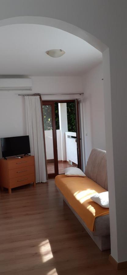 Apartman Paola Apartamento Malinska Exterior foto